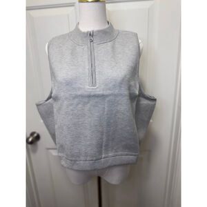 Women’s Mock Turtleneck Zip Sweater Tank – Wild Fable™
Size: 3X
Color: Heather G